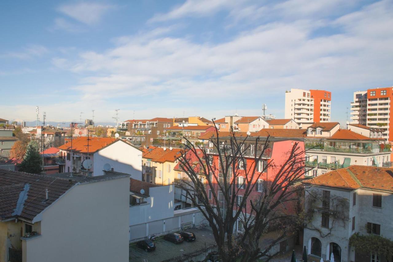 via Govone - Ampio e Luminoso Appartamento con Terrazza Milano Esterno foto